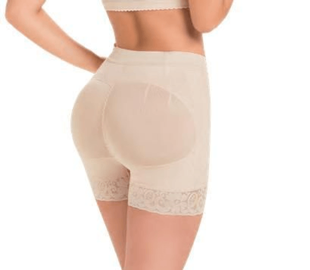 SHORT REMONTE FESSE NOMBRIL